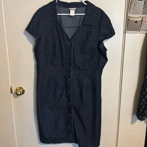 Monroe & Main Size 20W